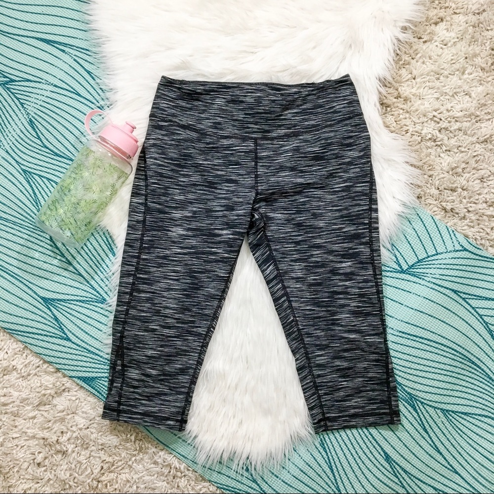 Zella Crops